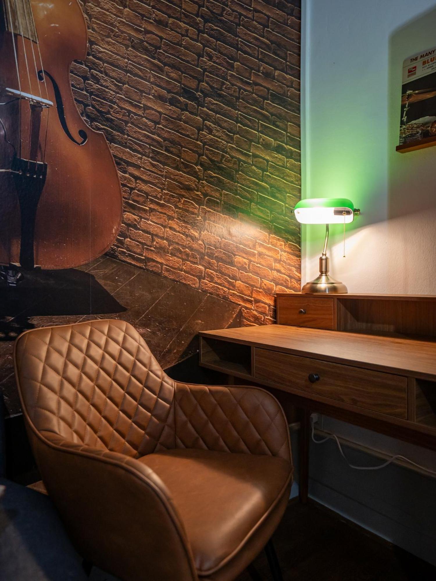 Le Petit Gentleman - Vienna Authentica Apartman Vienne Kültér fotó